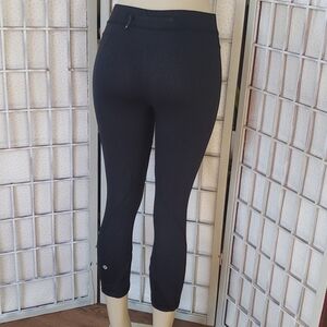 Lululemon Black Floral Yoga Multisports Womens Pants Leggings Size 6